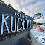 Deluxe Room C W Private Beach, Inifnity Pool & Golf