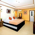 Willy\'S Beach Hotel