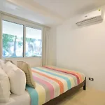 Karuna Private Home Sea View