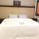 Av Seven Resort