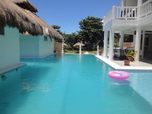 Blue Lagoon Villas