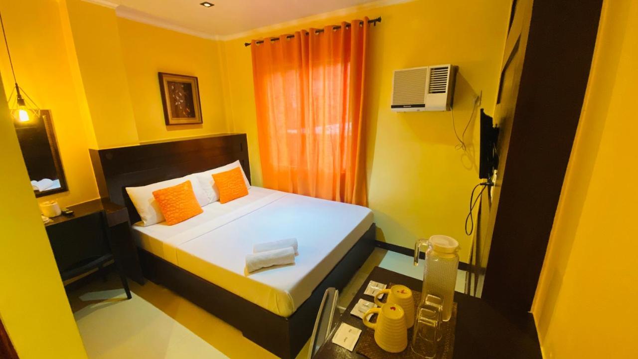 Vicente Aguirre Guest house Boracay Island