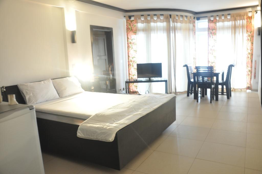 Blue Lagoon Villas Apartment *