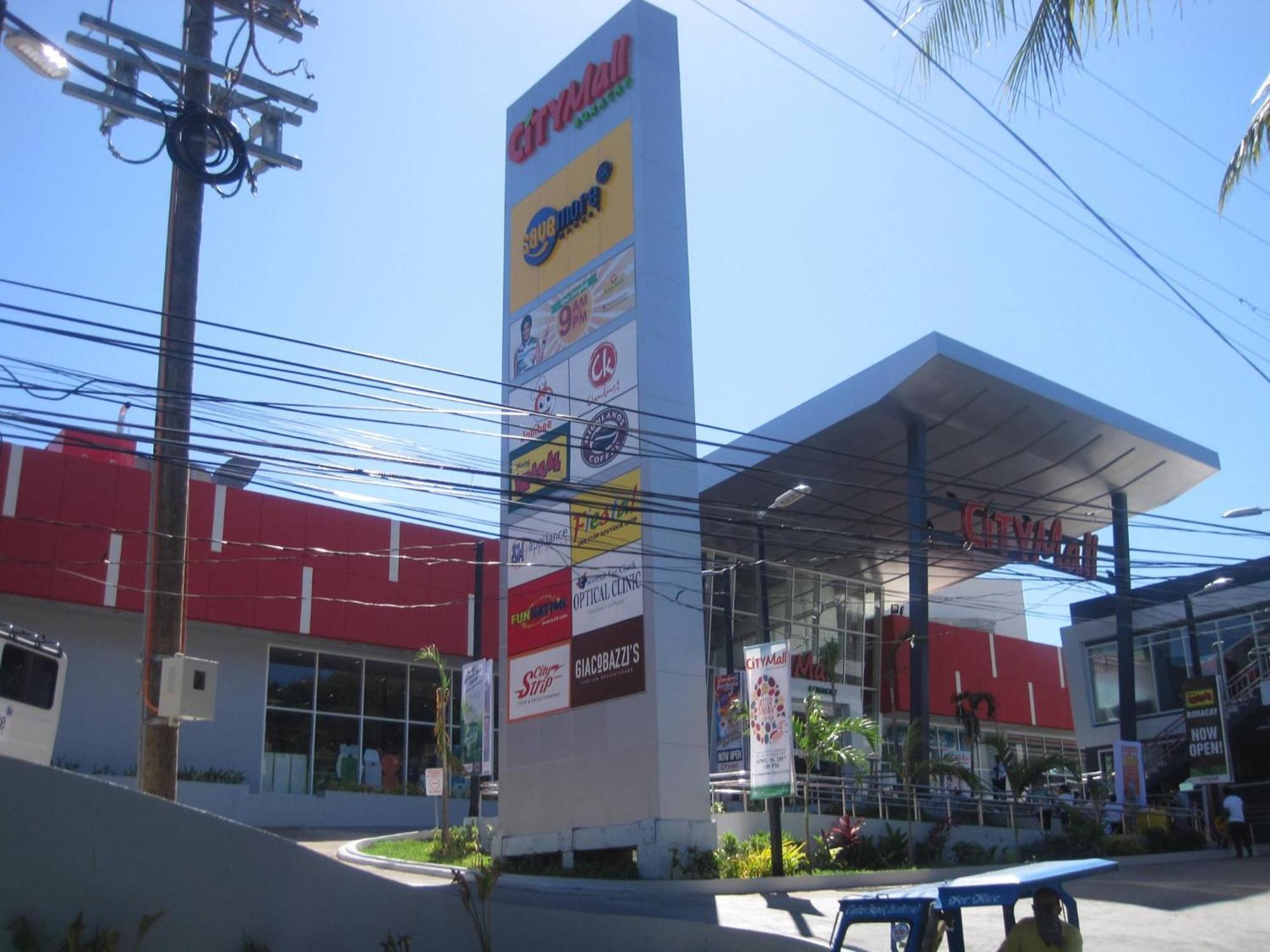 Uo At Fairways Newcoast Boracay * Boracay Island