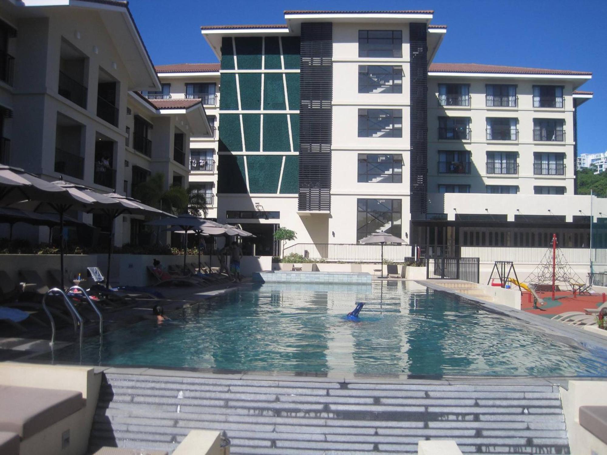 Uo At Fairways Newcoast Boracay *