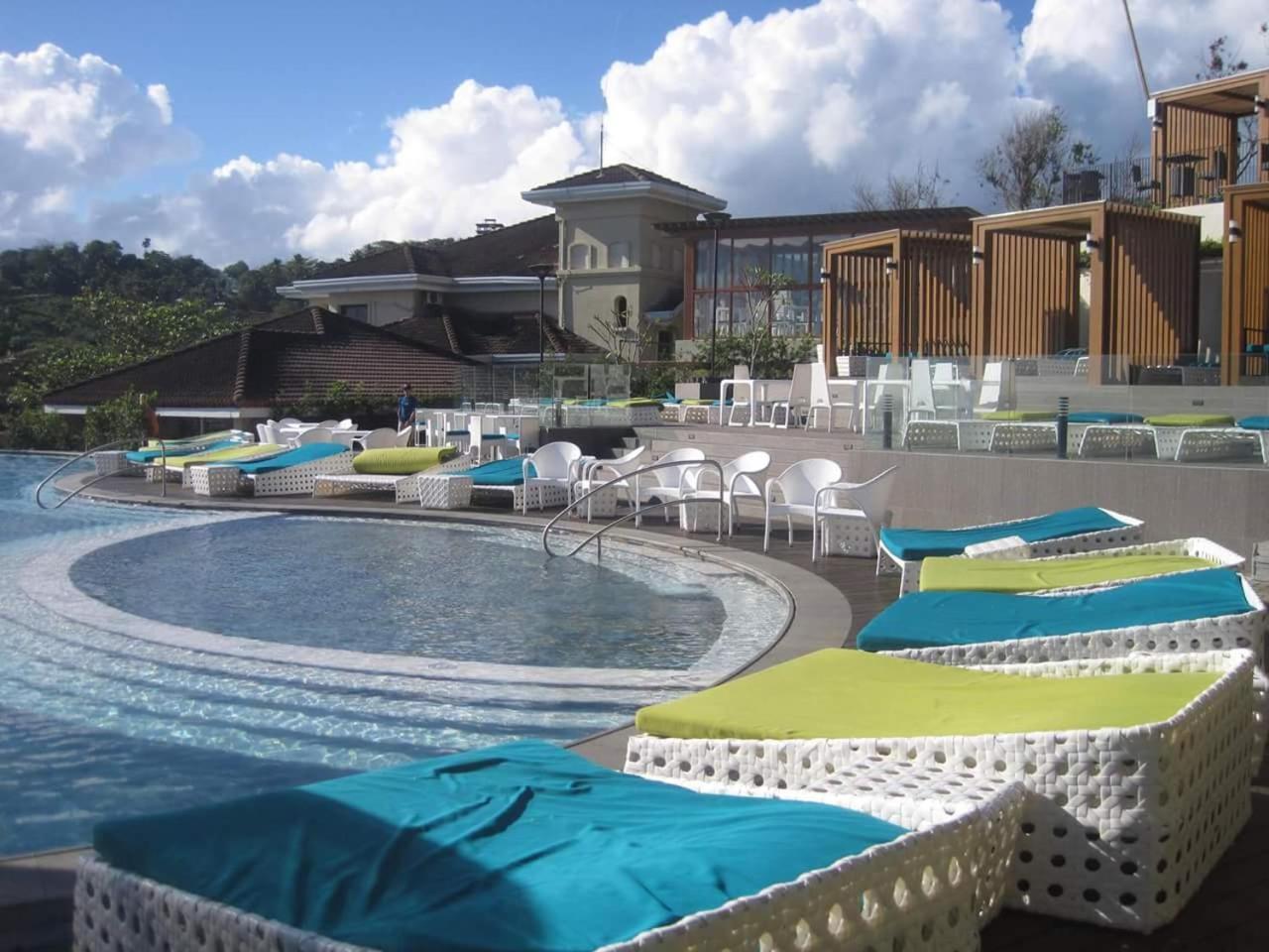 Aparthotel Uo At Fairways Newcoast Boracay Boracay Island