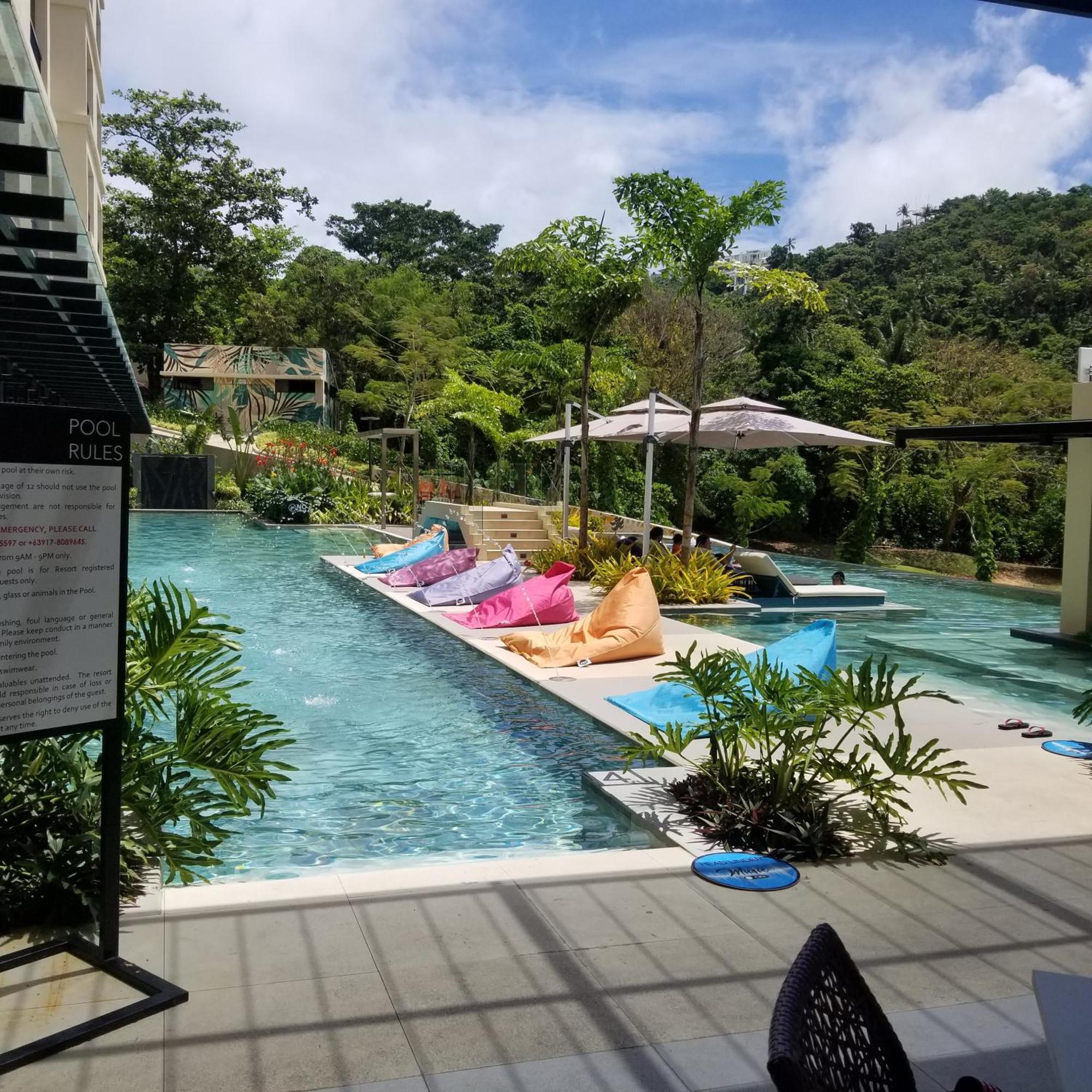 Uo At Fairways Newcoast Boracay Aparthotel