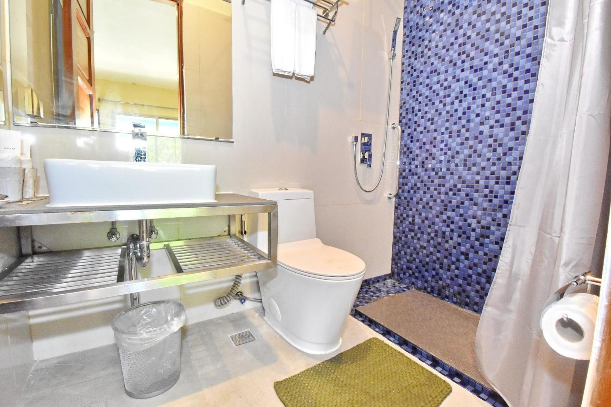 Oseidon Boracay Hotel 3*