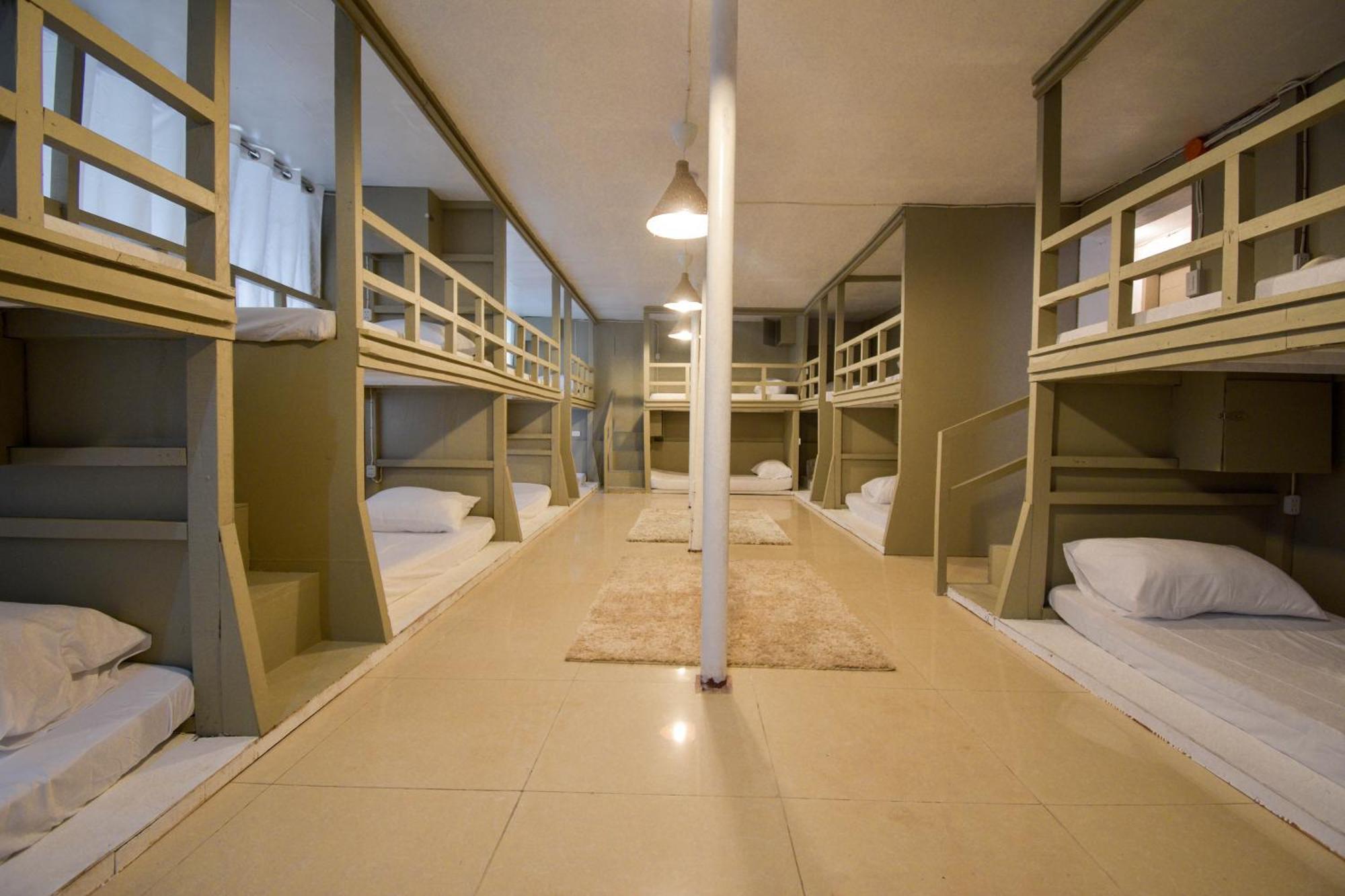 Hostel Treasure Isle Backpackers *