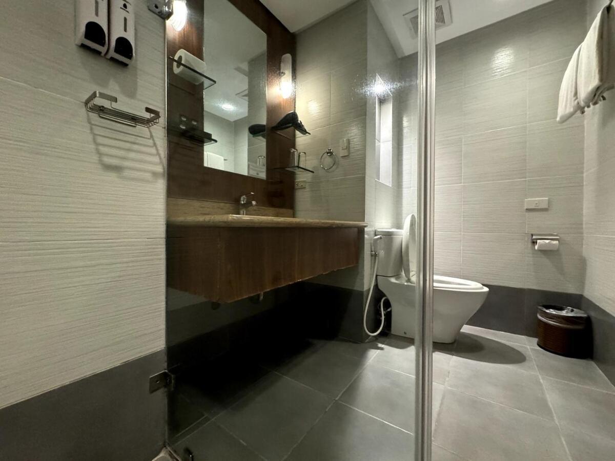 Deluxe A With Private Inifnity Pool And Golf *