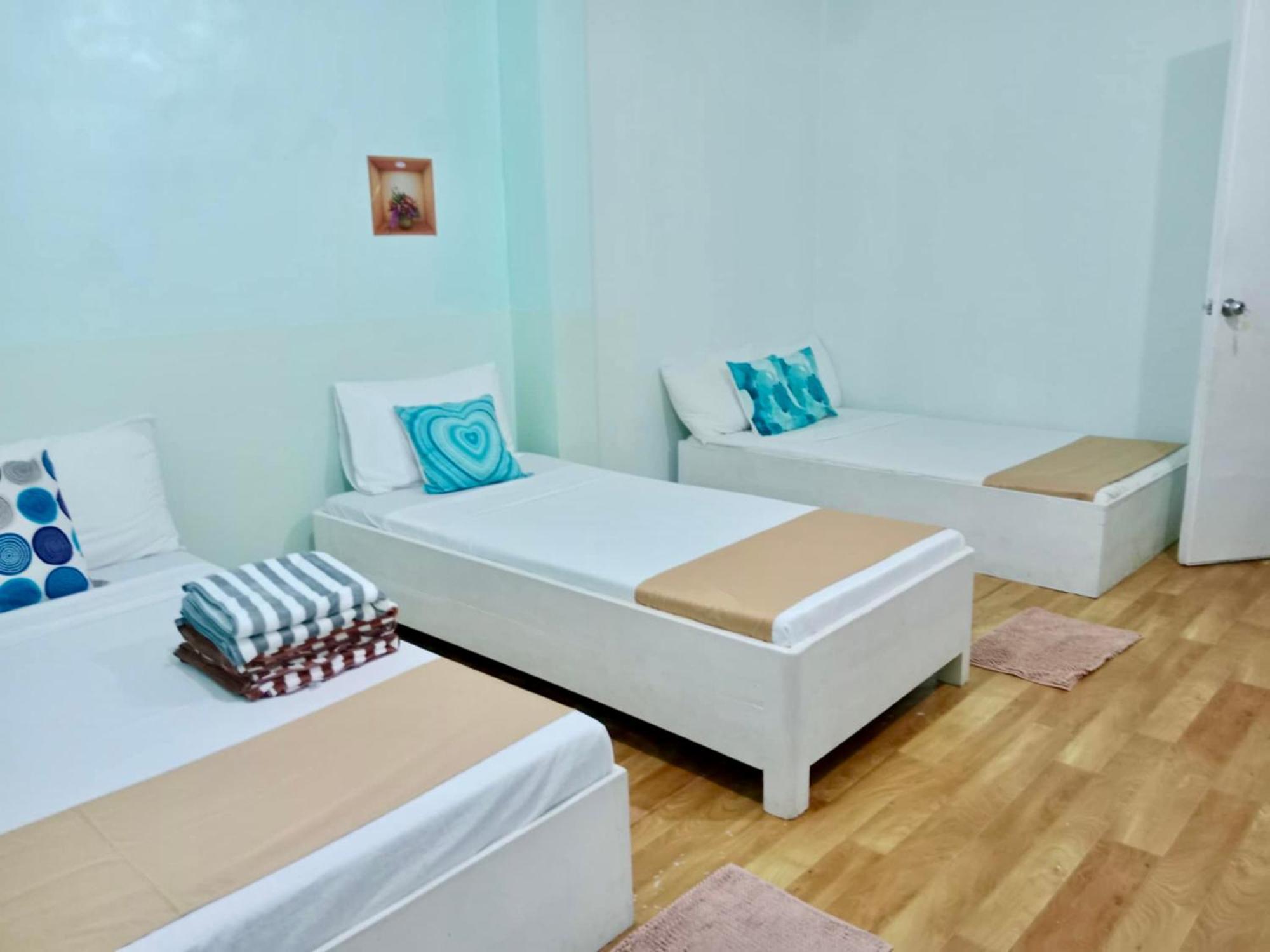 Bahay bakasyunan Pearls Z Apartelle *