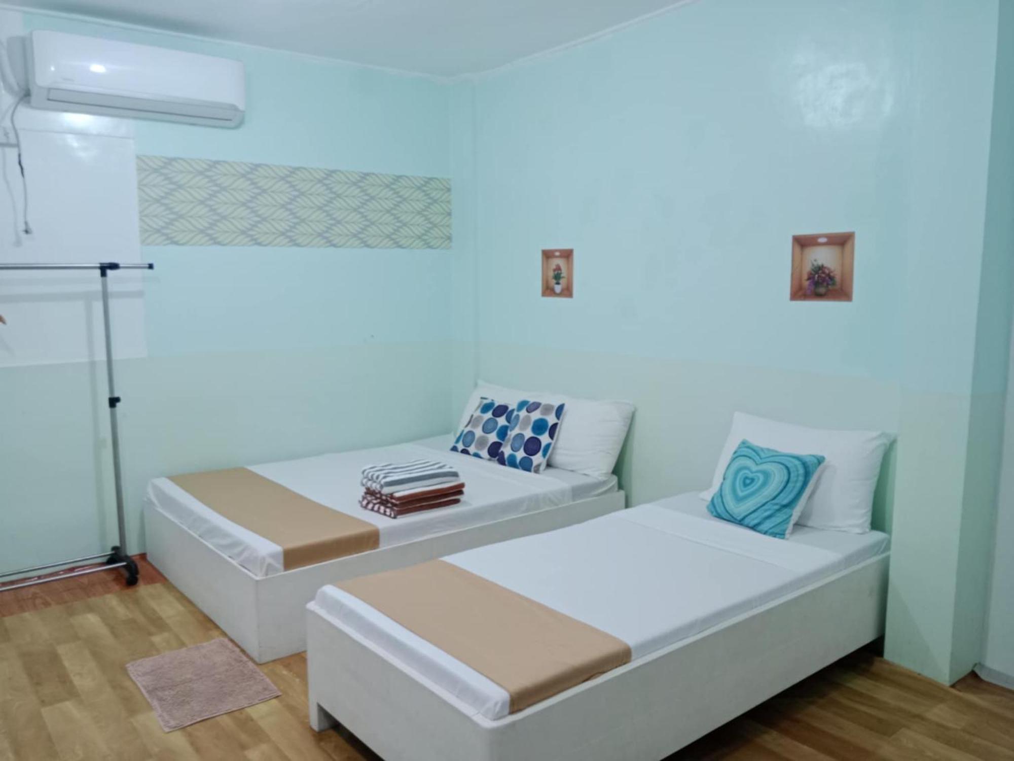 Bahay bakasyunan Pearls Z Apartelle *