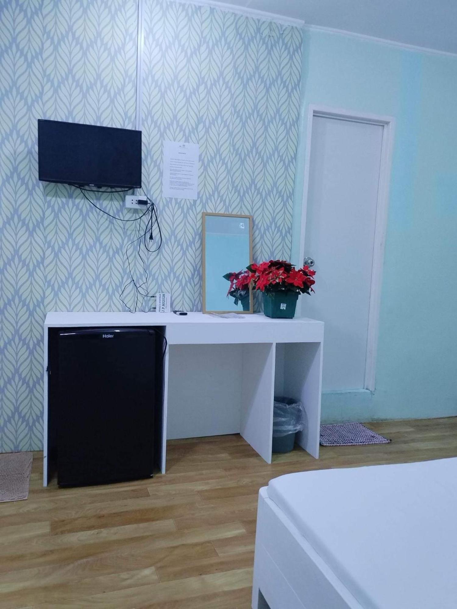 Pearls Z Apartelle * Boracay Island
