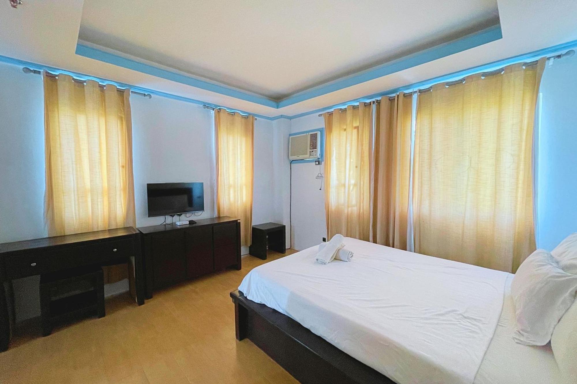 Here Innstead Boracay 3*
