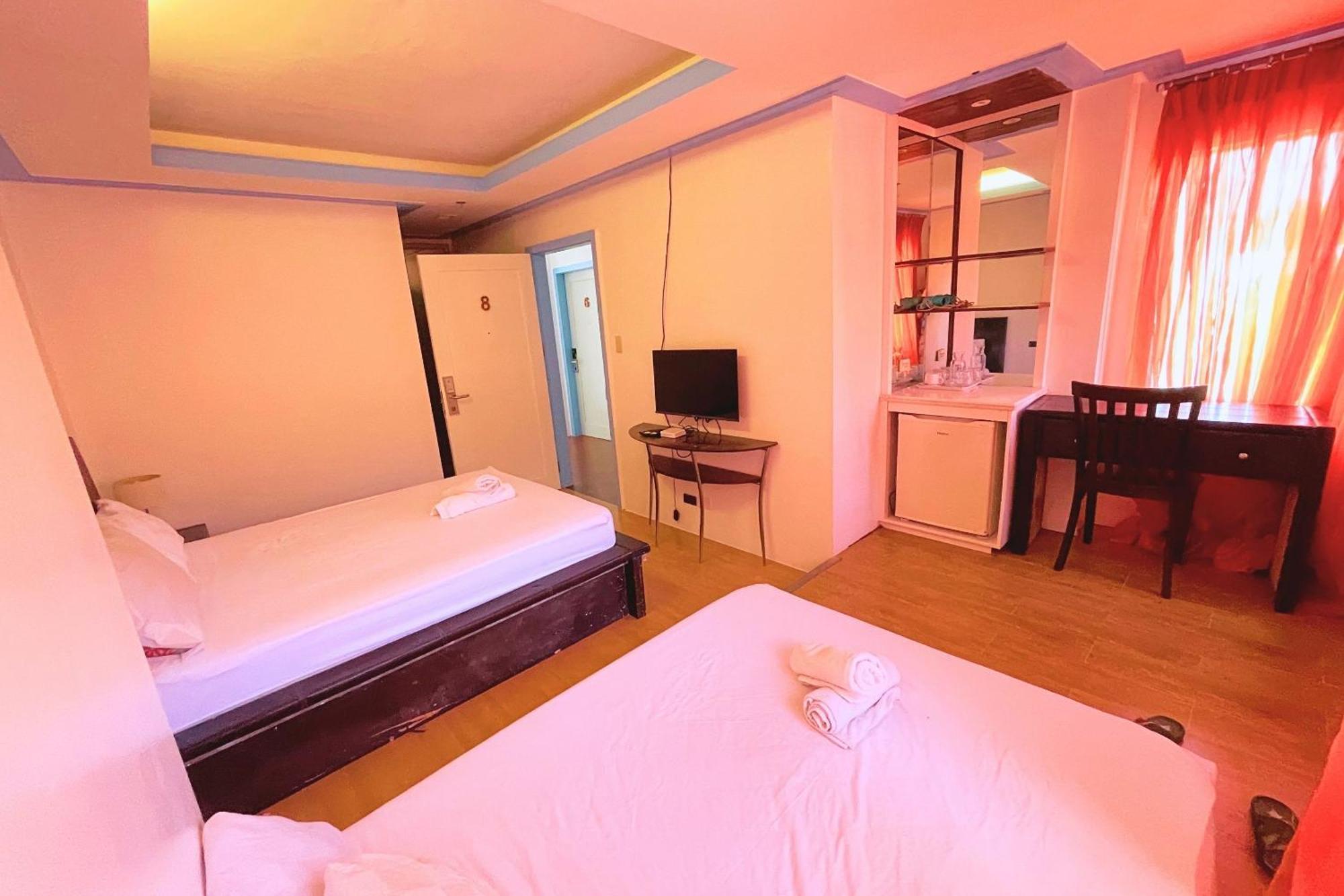 Hotel Here Innstead Boracay