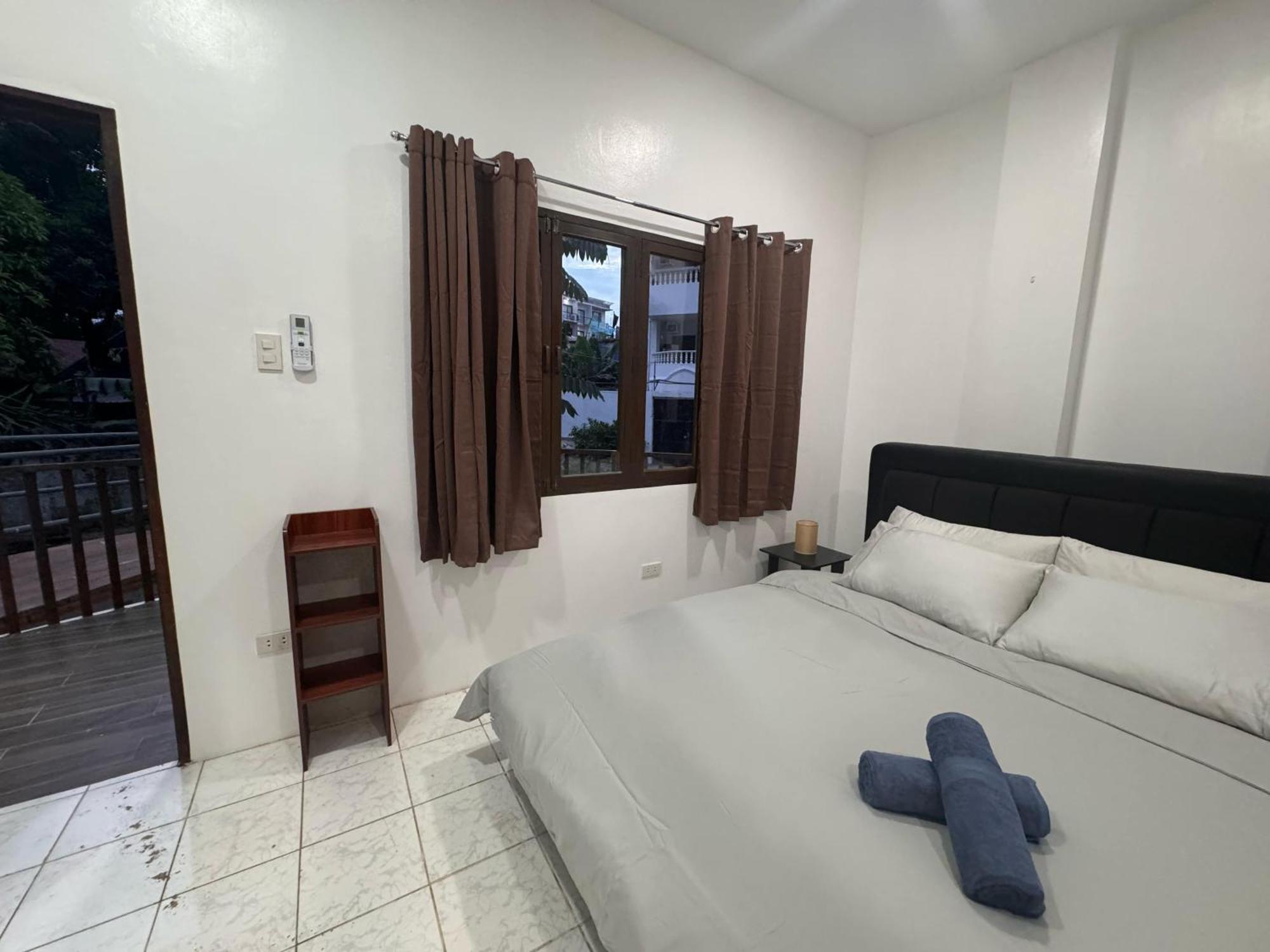 Bed & Breakfast 3 Boracay