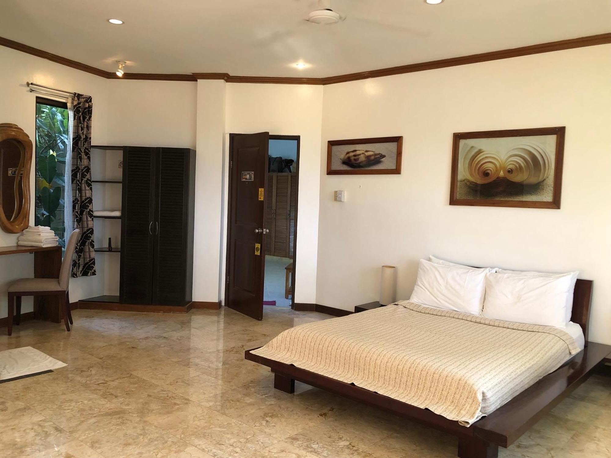 Argonauta Boracay And