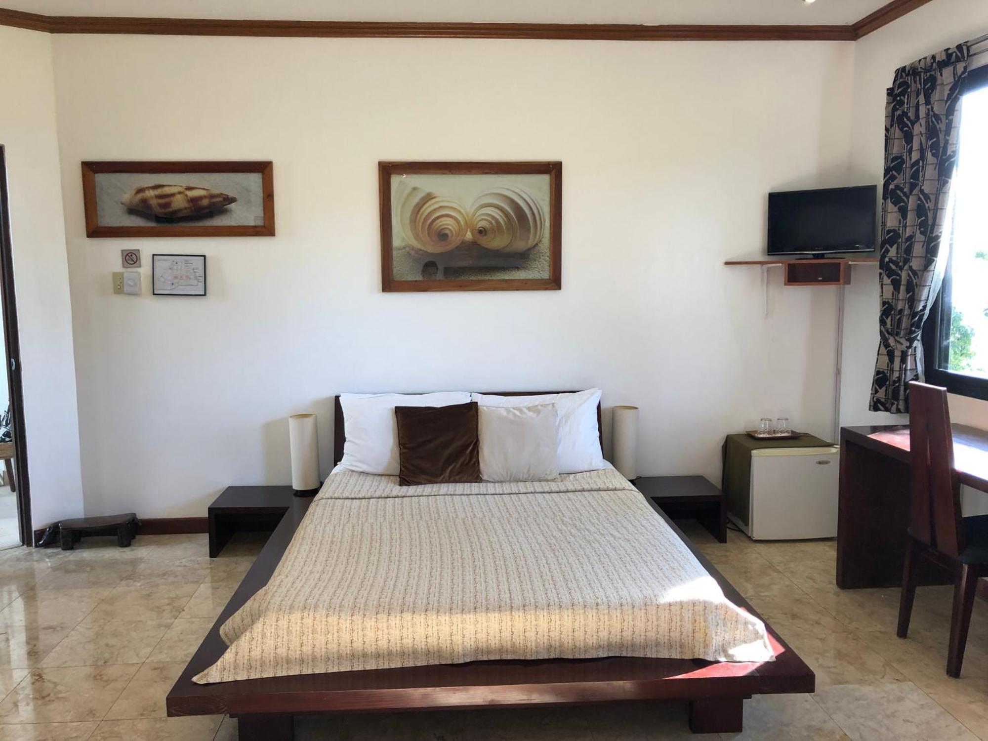 Argonauta Boracay And * Boracay Island