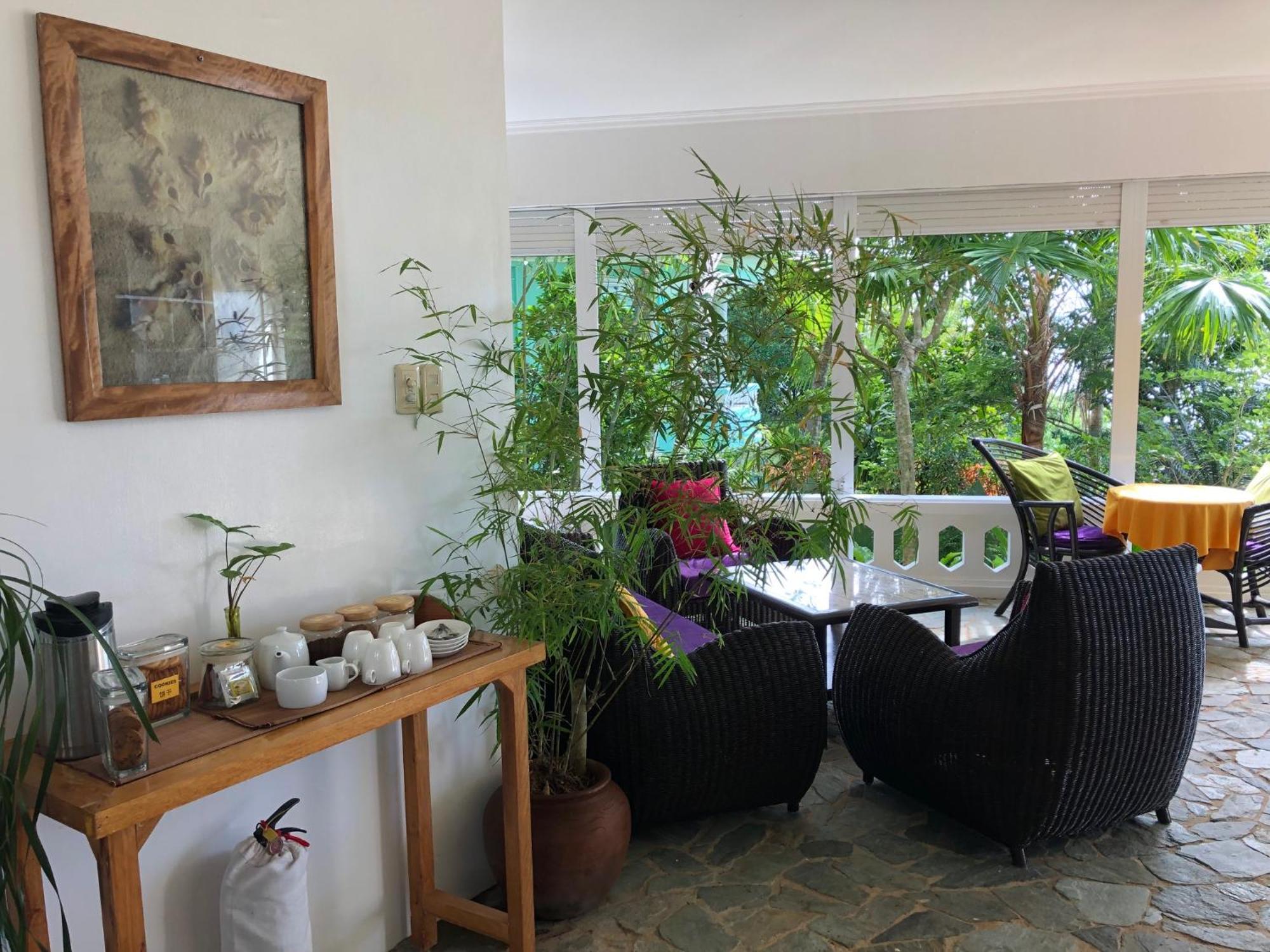Argonauta Boracay And * Boracay Island