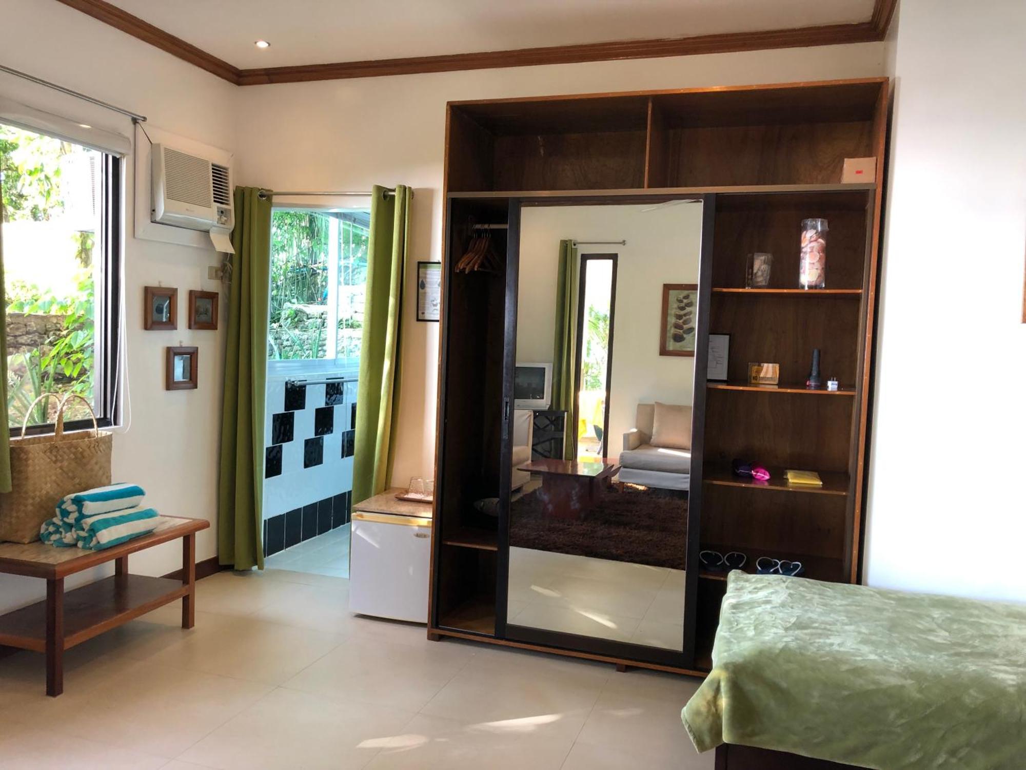 Argonauta Boracay And *