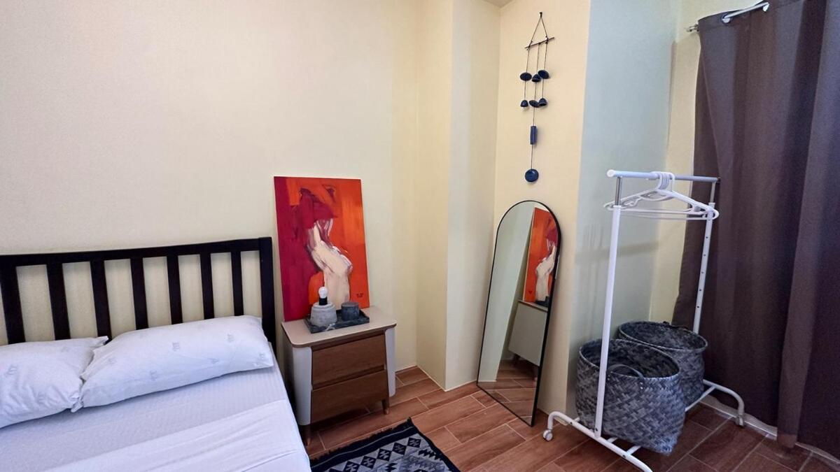 Centrally Located Affordable With Kitchen Apartment *