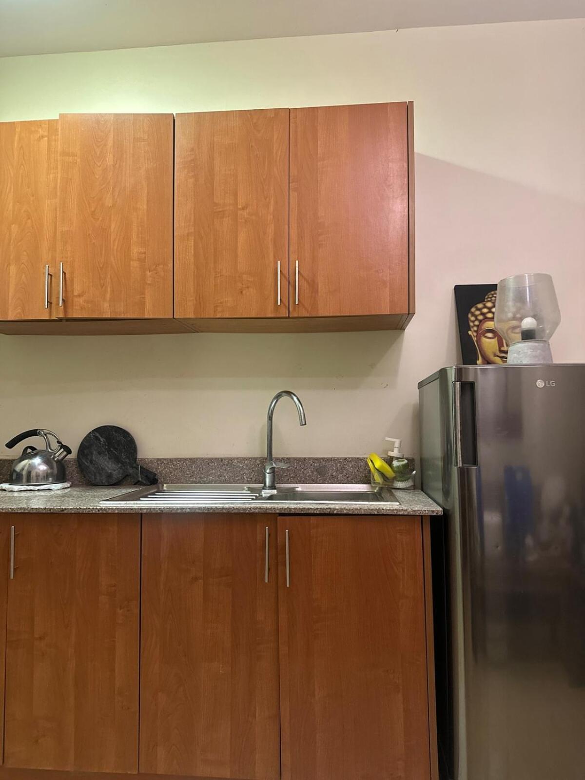 Centrally Located Affordable With Kitchen Apartment Boracay Island
