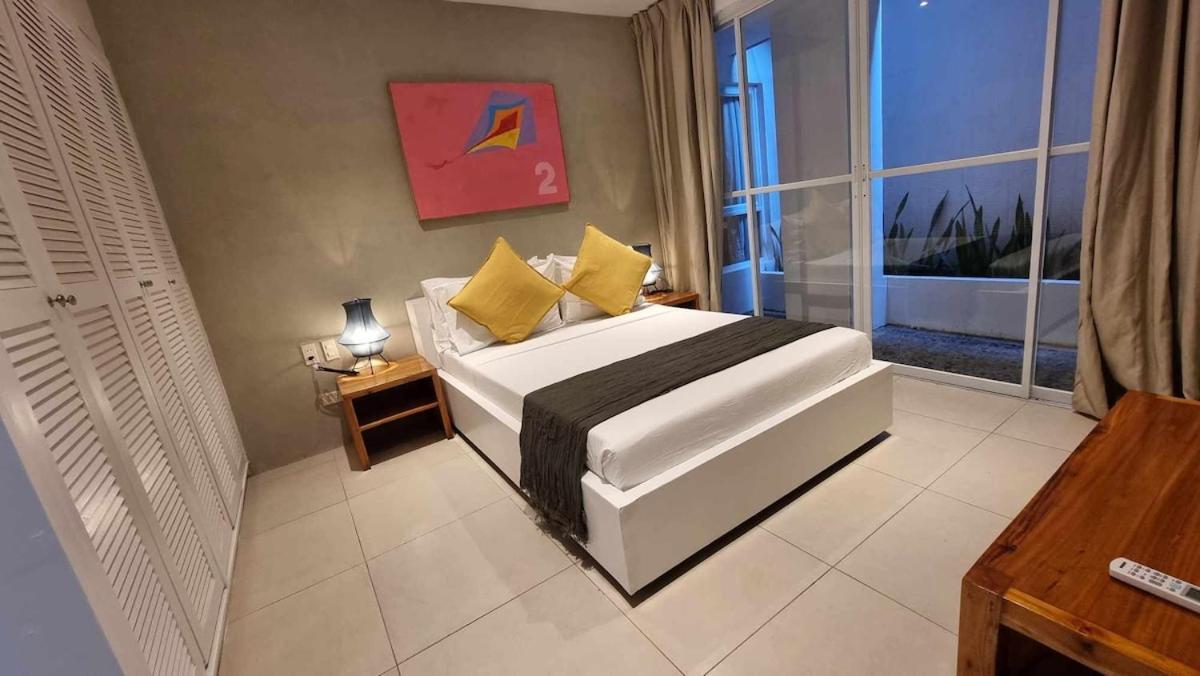 Kalamansi - Large 3 Bedroom Apartment *