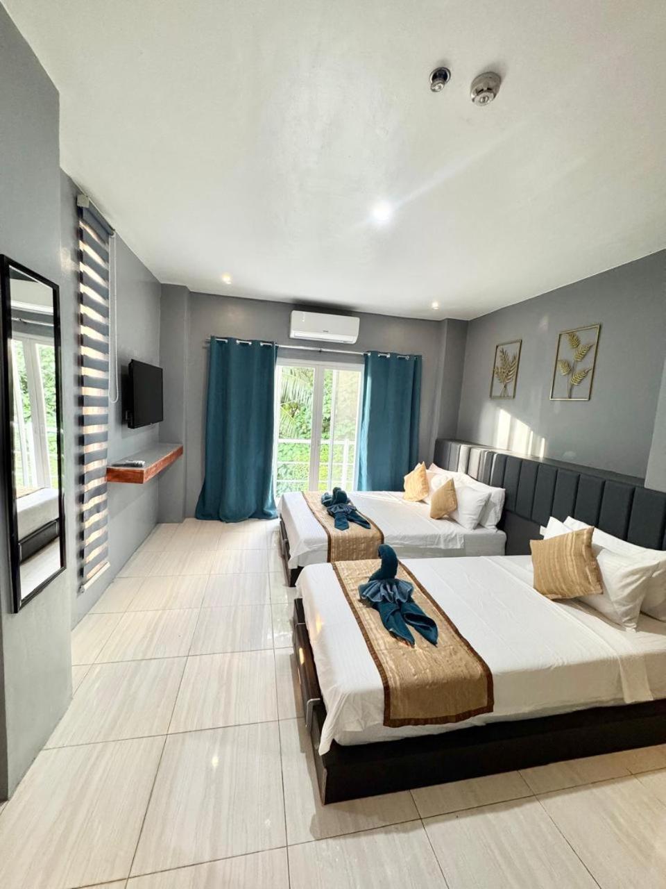 Hotel Miami Boracay *