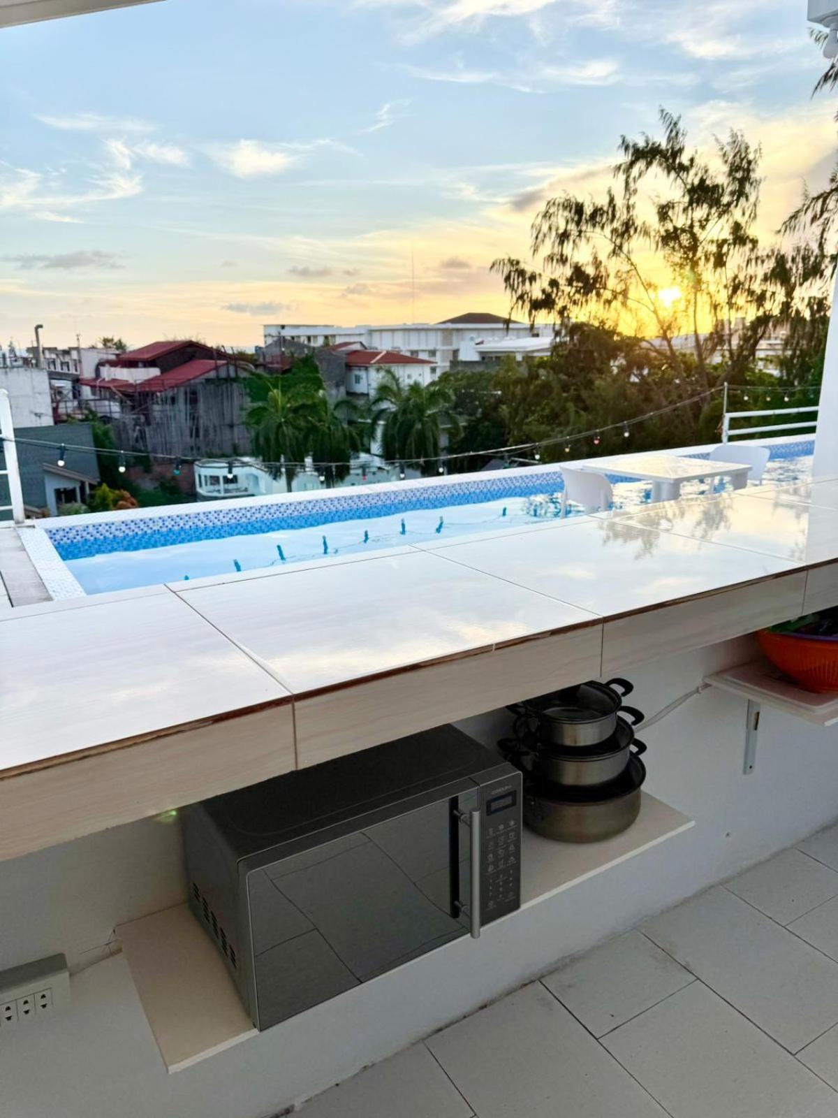 Miami Boracay Hotel *