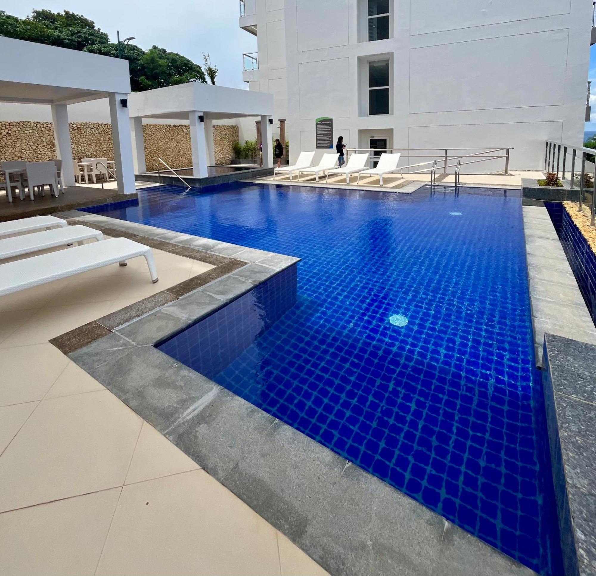 1 Bedroom At Ocean Garden Boracay Newcoast Apartment