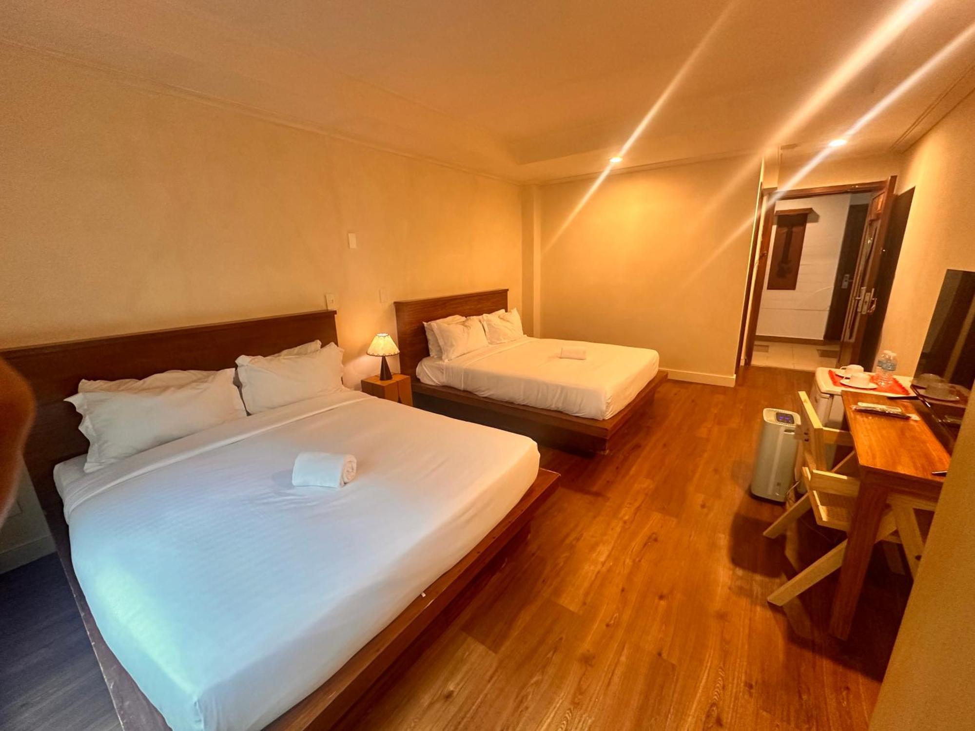 Boracay Club Hotel 4*