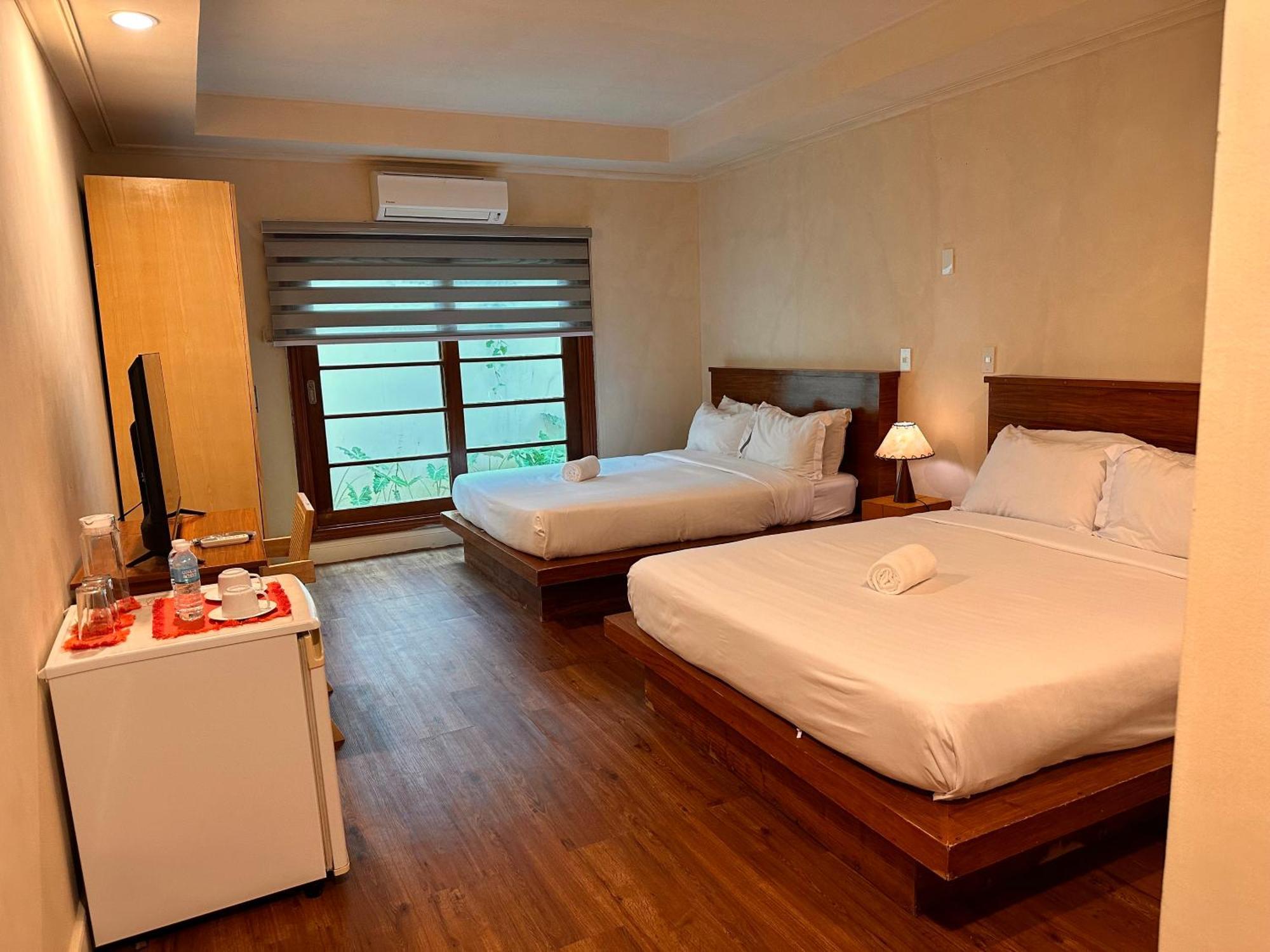 Boracay Club Hotel 4*