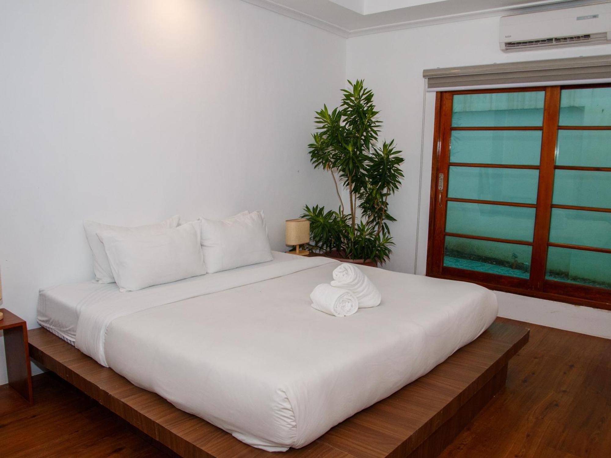 Hotel Boracay Club 4*