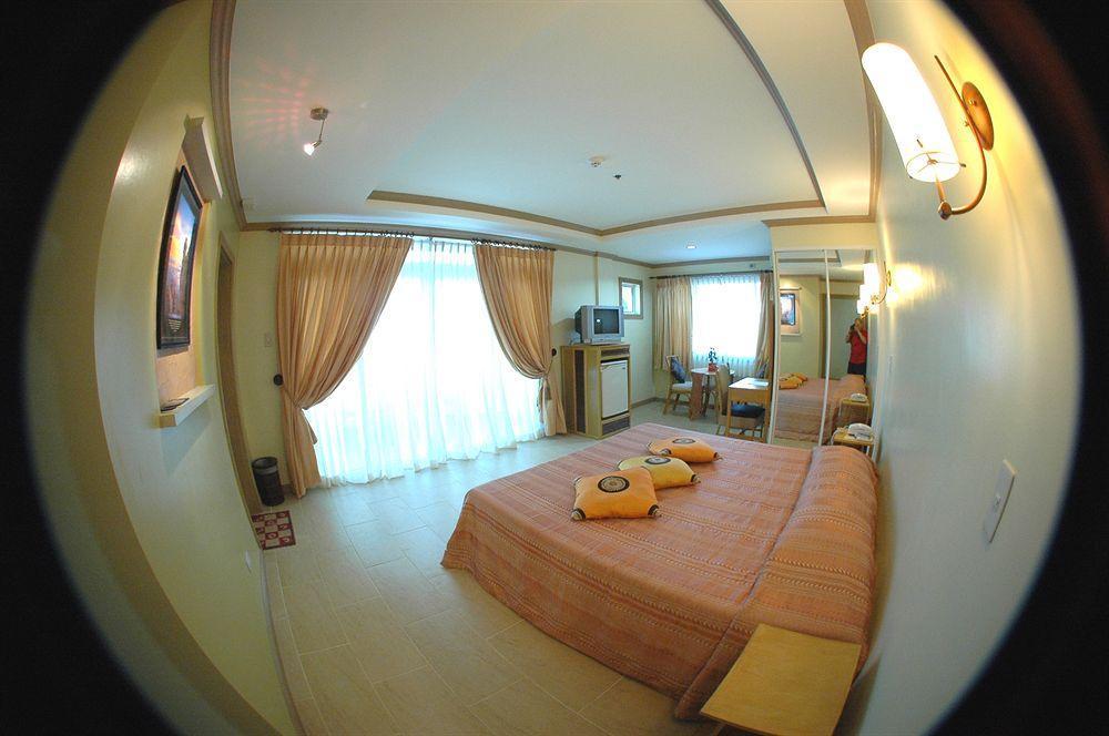 Willy'S Beach Hotel 3*