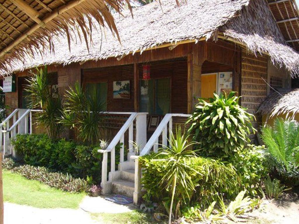 Holiday Homes De Boracay Hotel 3*