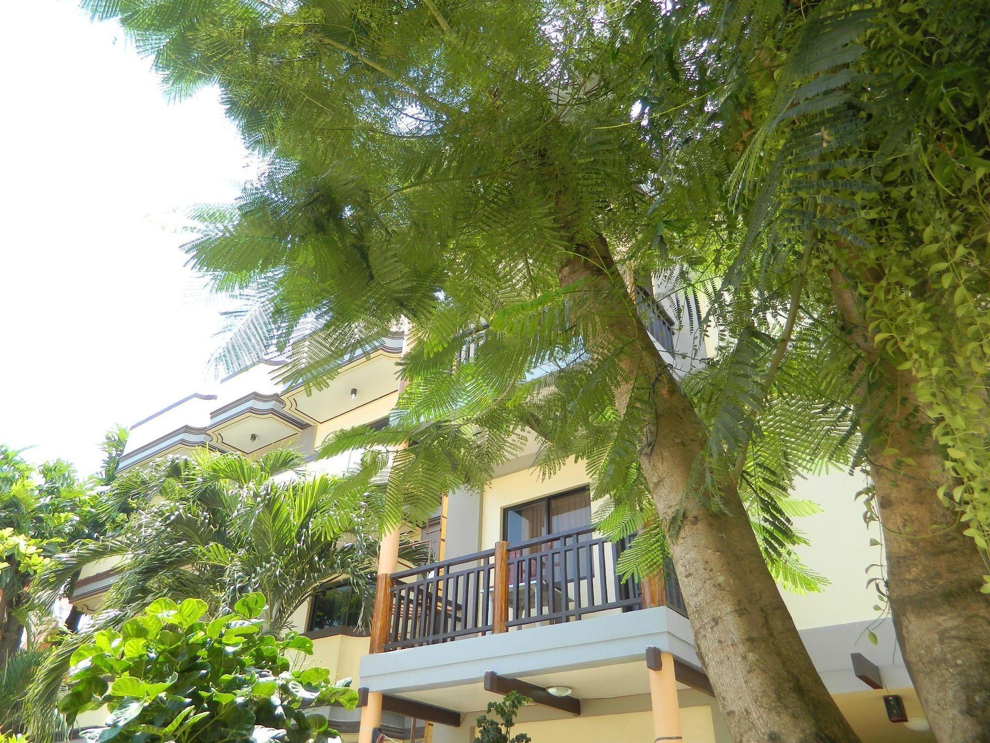Coco Rimas St. Vincent Boracay Island