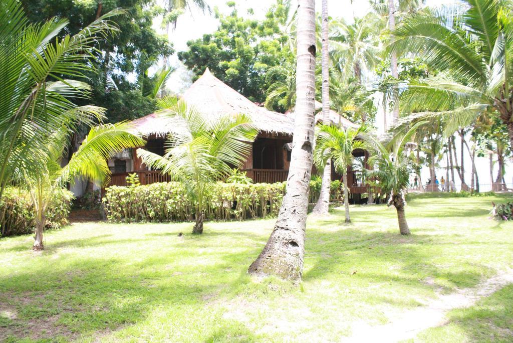 Boracay Huts 2*