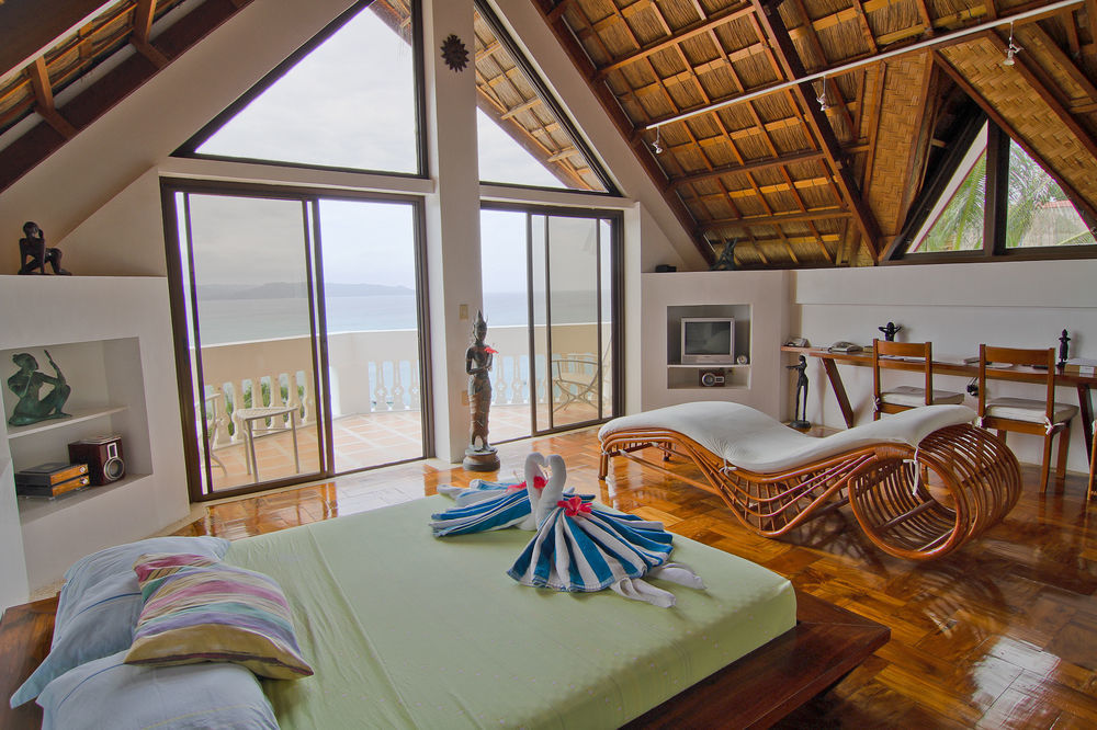 Diniwid Villas Hotel *