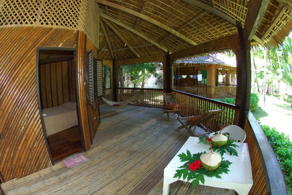 Boracay Huts 2*