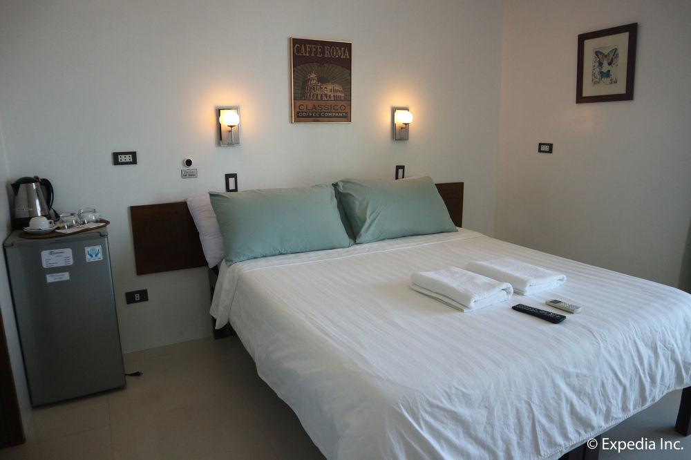 Hotel Bluelilly Boracay 3*