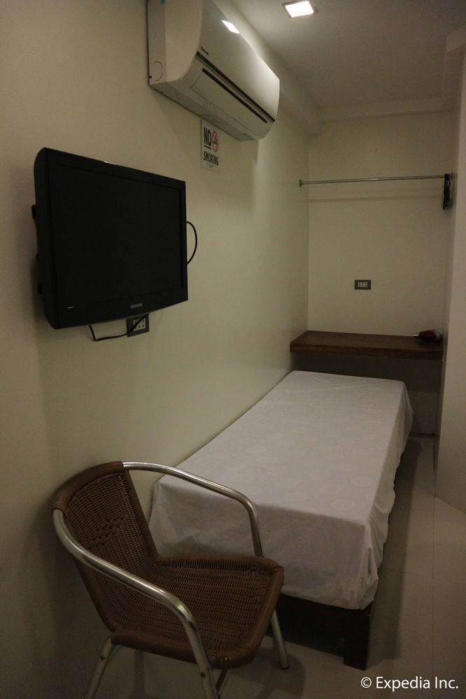 Hotel Bluelilly Boracay 3*