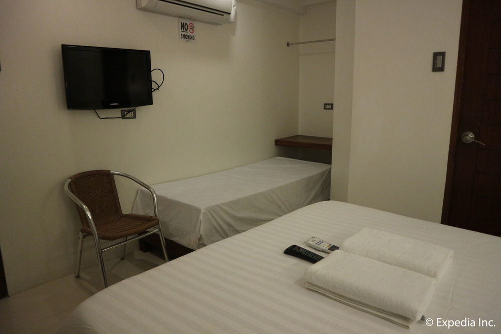 Bluelilly Boracay Hotel