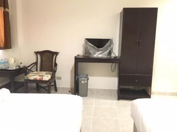 Hotel Av Seven 2*