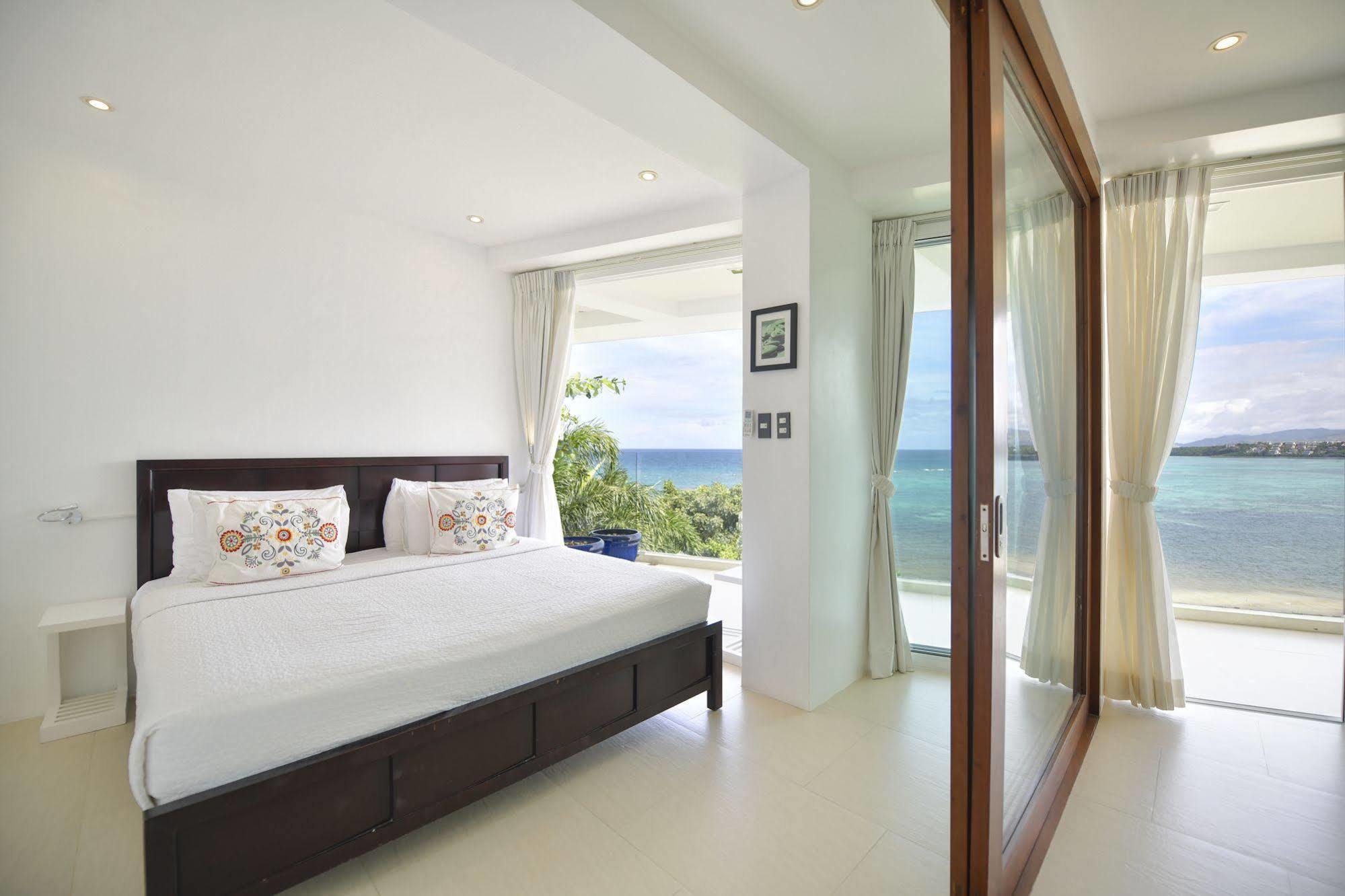 Karuna Private Home Sea View Hotel