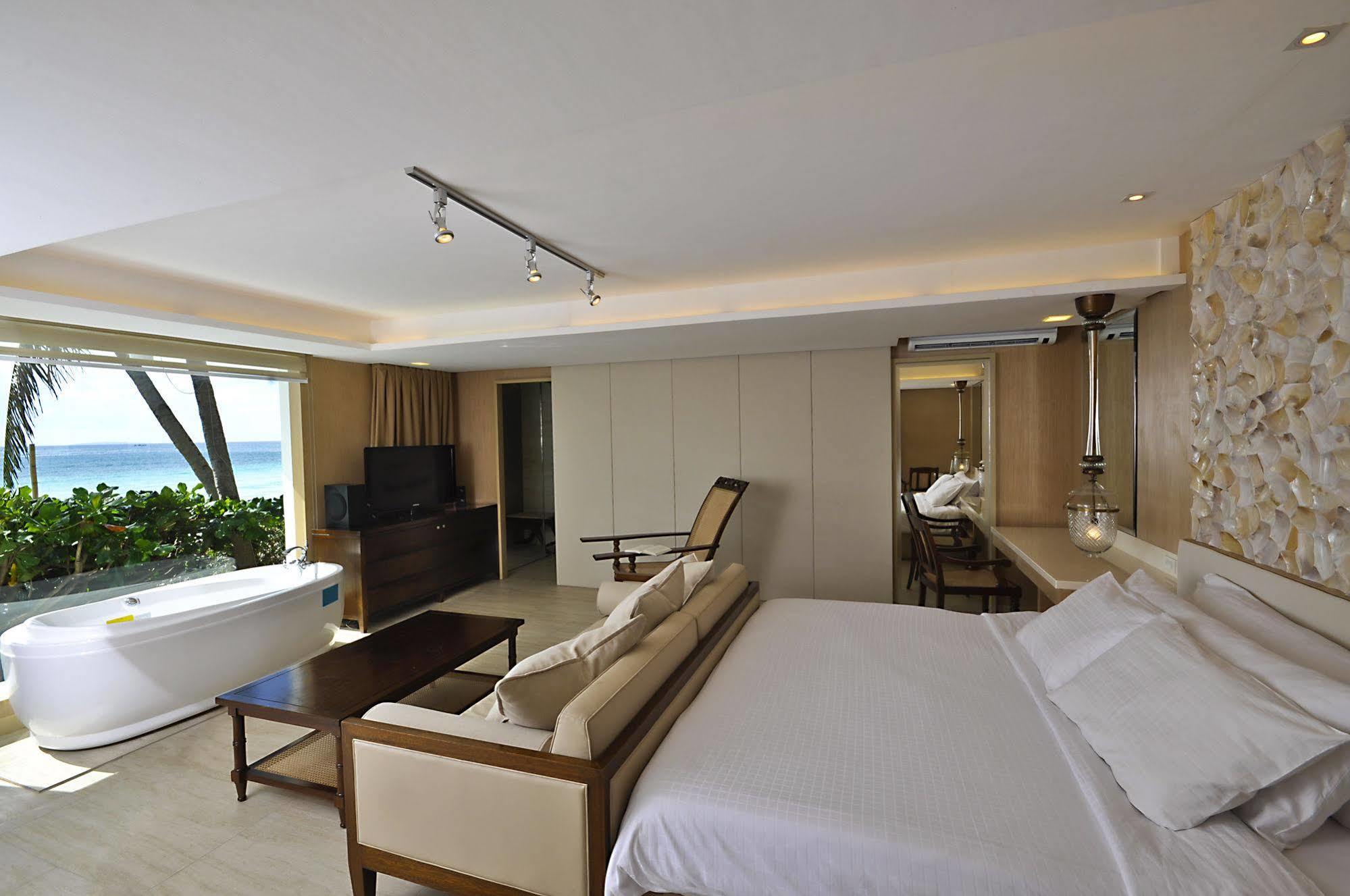 Waling-waling Beach Hotel