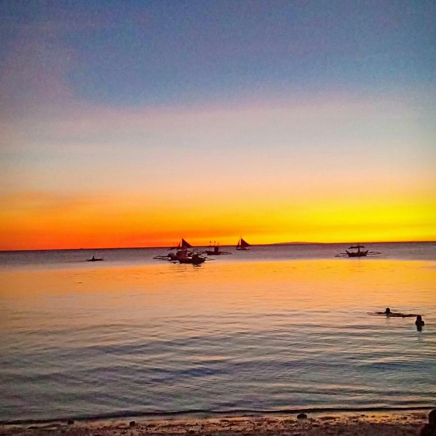 Dinihills 1 * Boracay Island