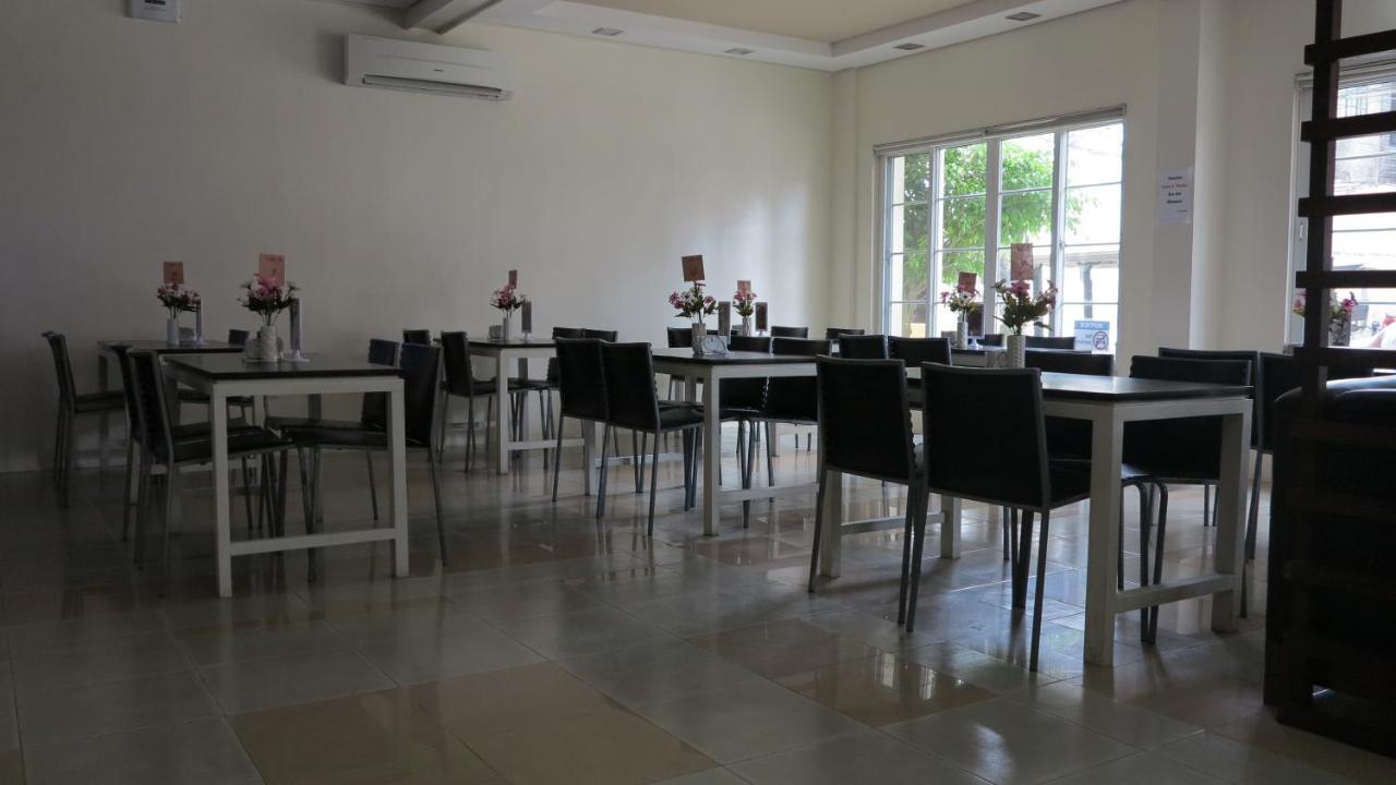 Hotel Alice In Wonderland Beach Boracay Island