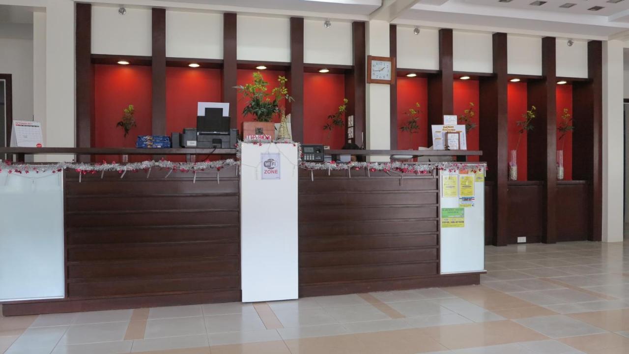 Alice In Wonderland Beach Hotel