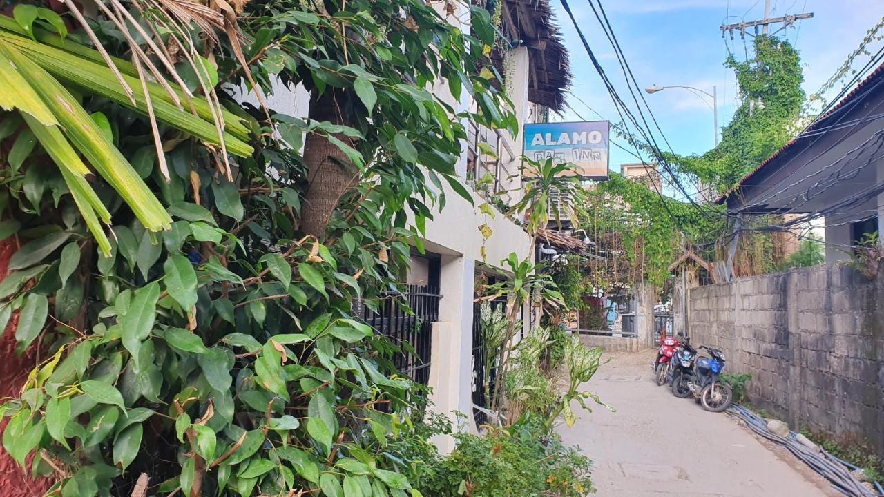 Alamo Bay bahay-panuluyan