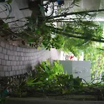 Roxon Apartments